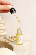 Mar’le %100 Doğal Besleyici & Güçlendirici Tırnak ve Tırnak Eti Bakım Yağı