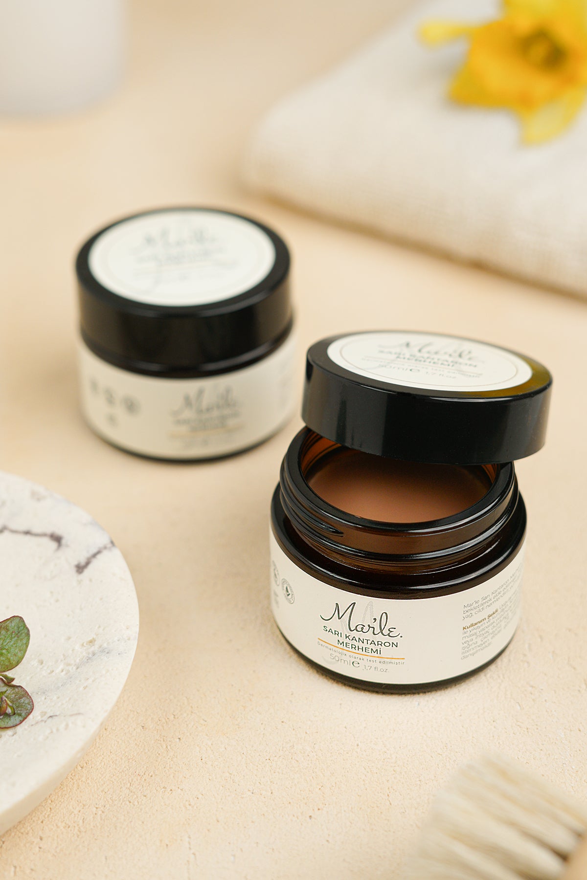 Mar'le Sarı Kantaron Merhemi & Vegan Tırnak Bakım Fırçası Seti